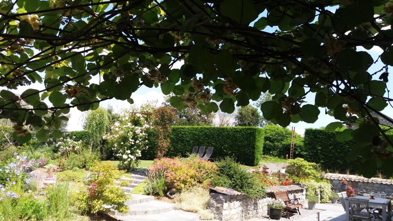 Le Clos Marie Ciney Luaran gambar